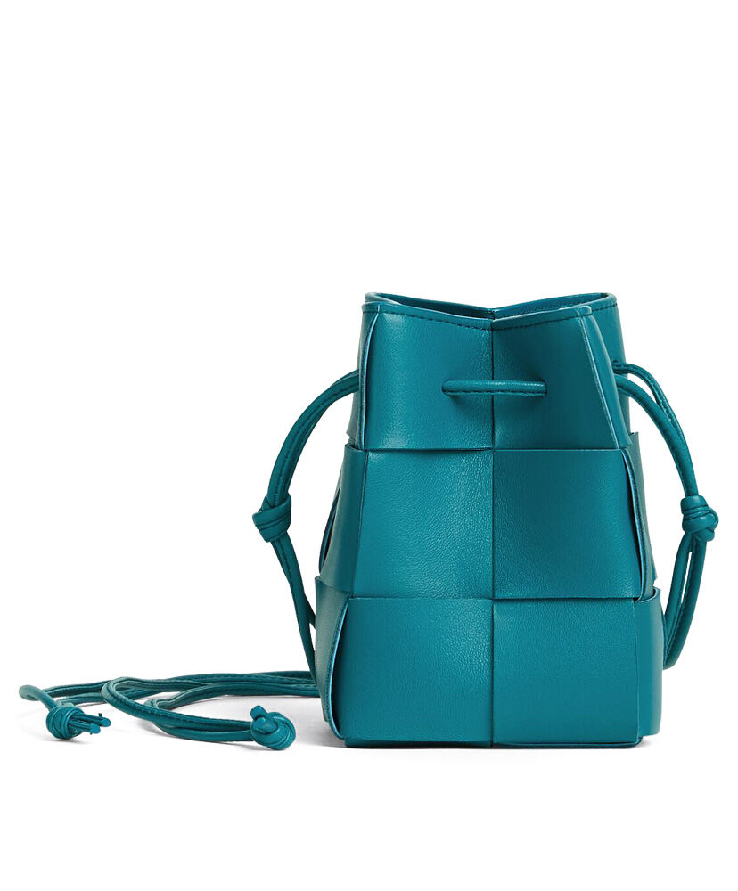 Bottega Veneta Cassette Leather Cross Body Bucket Bag Blue